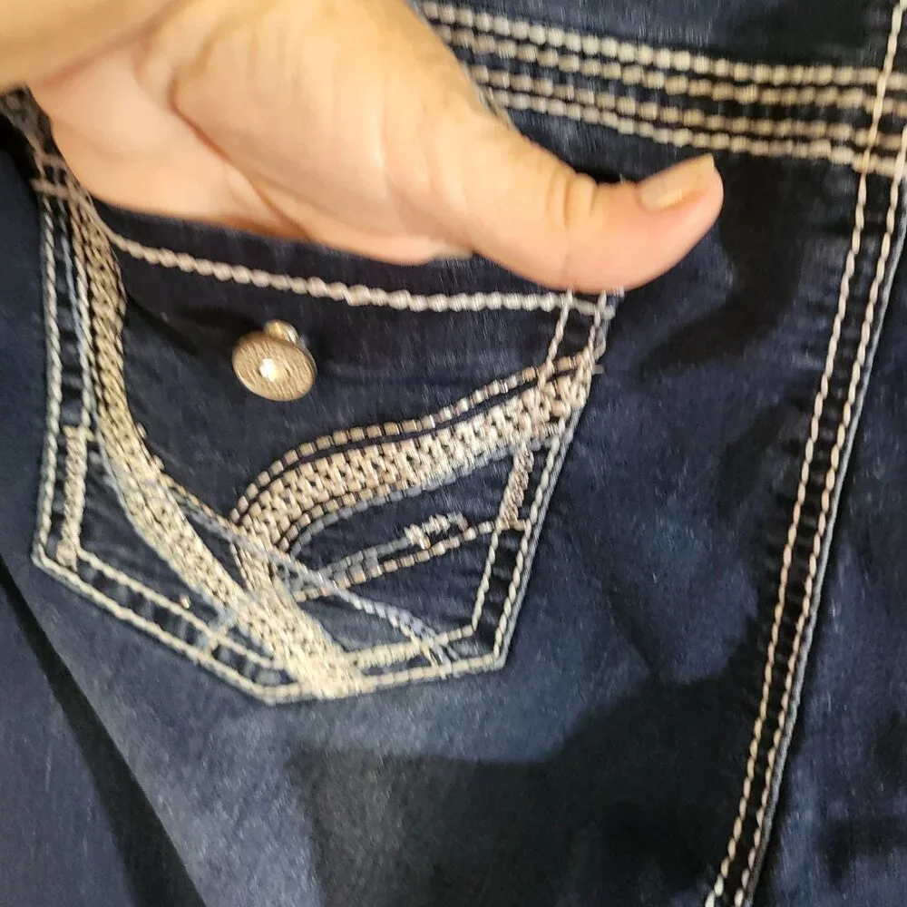 Ariya Jeans Women's Embellished Whisker Faded Jeans Size 15/16 Blue - Picture 11 of 15